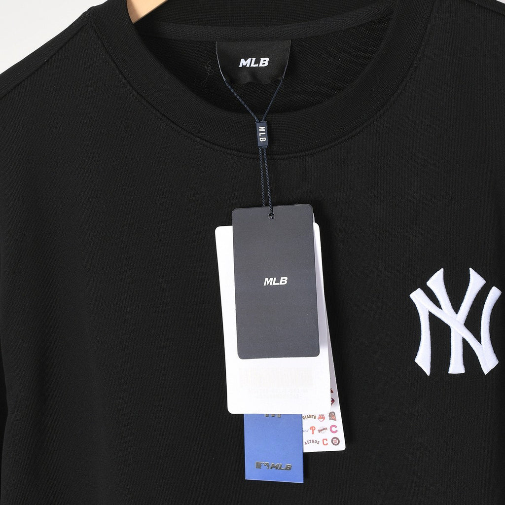 MLB New York Yankees Monogram Embroidered Crewneck Sweatshirt