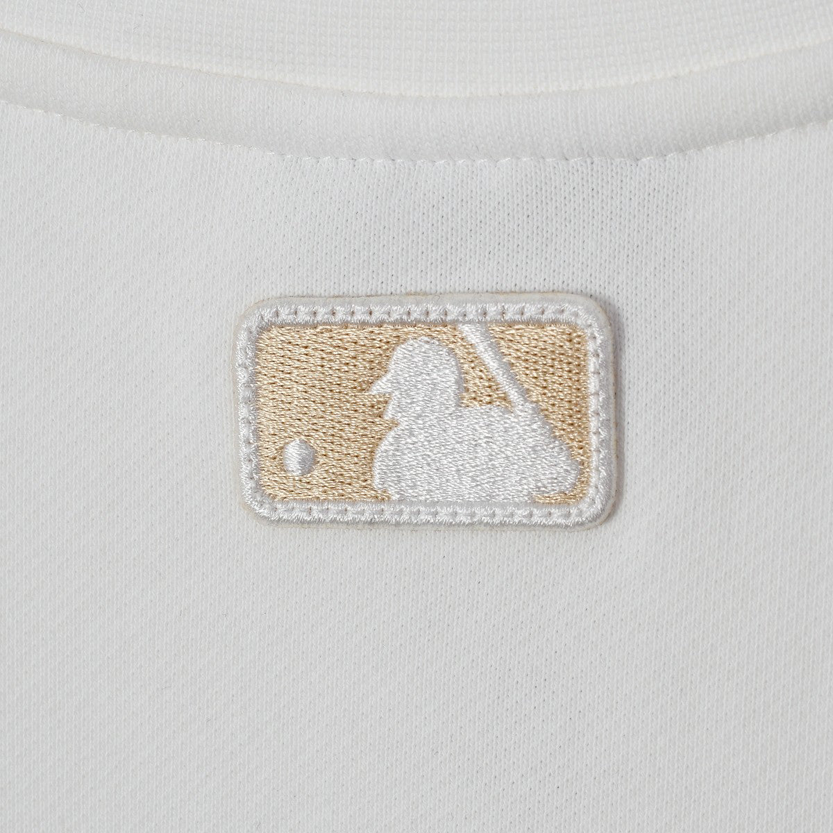 MLB New York Yankees Mega Logo Embroidered Crewneck Sweatshirt