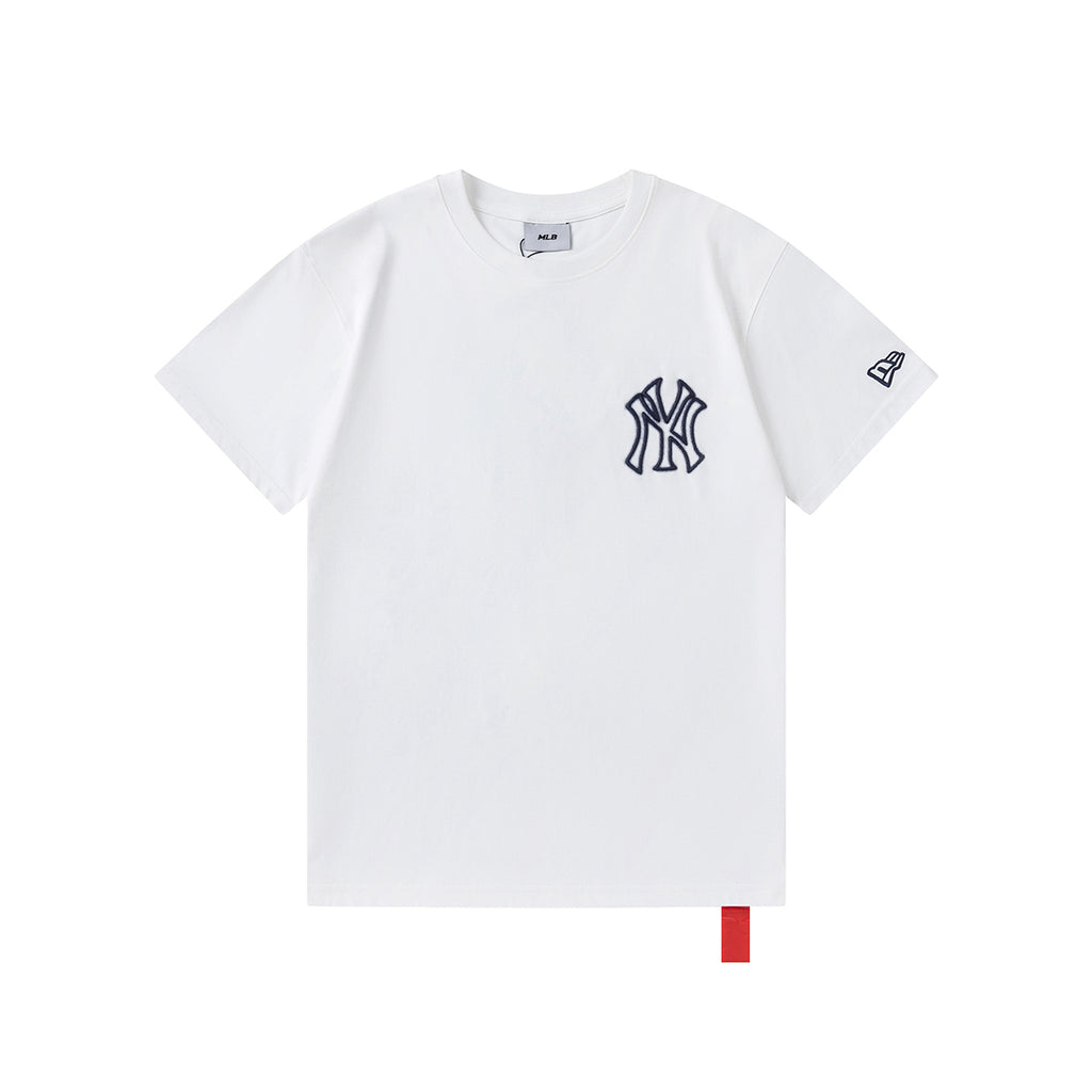 New Era x MLB SS25 New York Yankees Oversized Puff Print Logo T-Shirt – Breathable Relaxed Fit Crew Neck