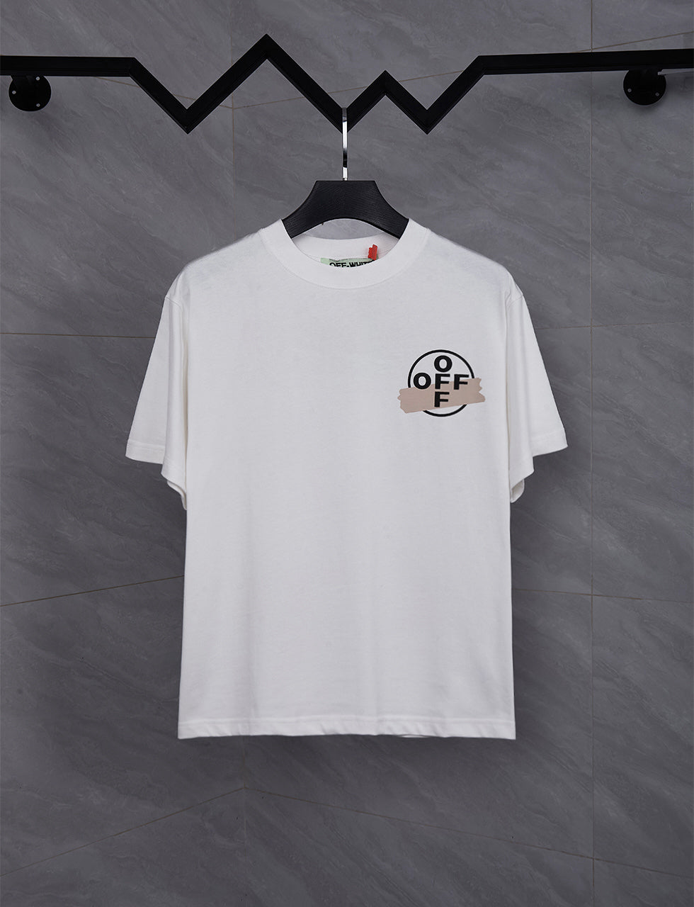 OFF-WHITE™ Arrow Patch Pocket Graphic Short-Sleeve T-Shirt