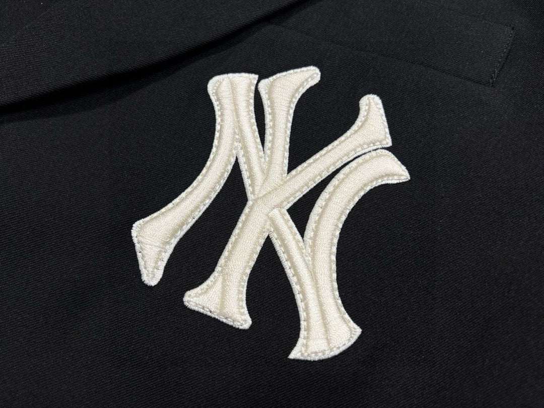 MLB New York Yankees NY Logo Embroidered Blazer – Unisex Tailored Fit Suit Jacket