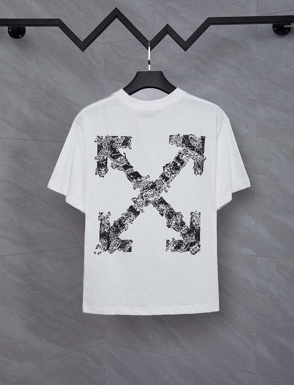 OFF-WHITE™ Graffiti Logo Print Short-Sleeve T-Shirt