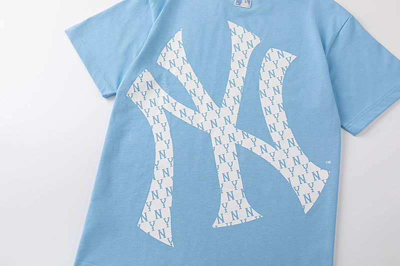 MLB New York Yankees Monogram NY Logo Oversized T-Shirt – Unisex Relaxed Fit Crew Neck Short Sleeve