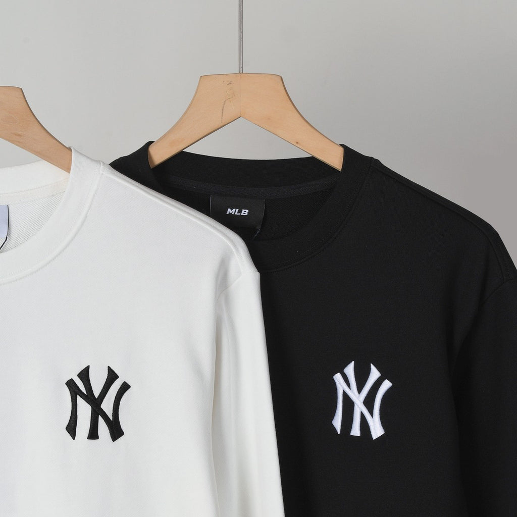 MLB New York Yankees Monogram Embroidered Crewneck Sweatshirt