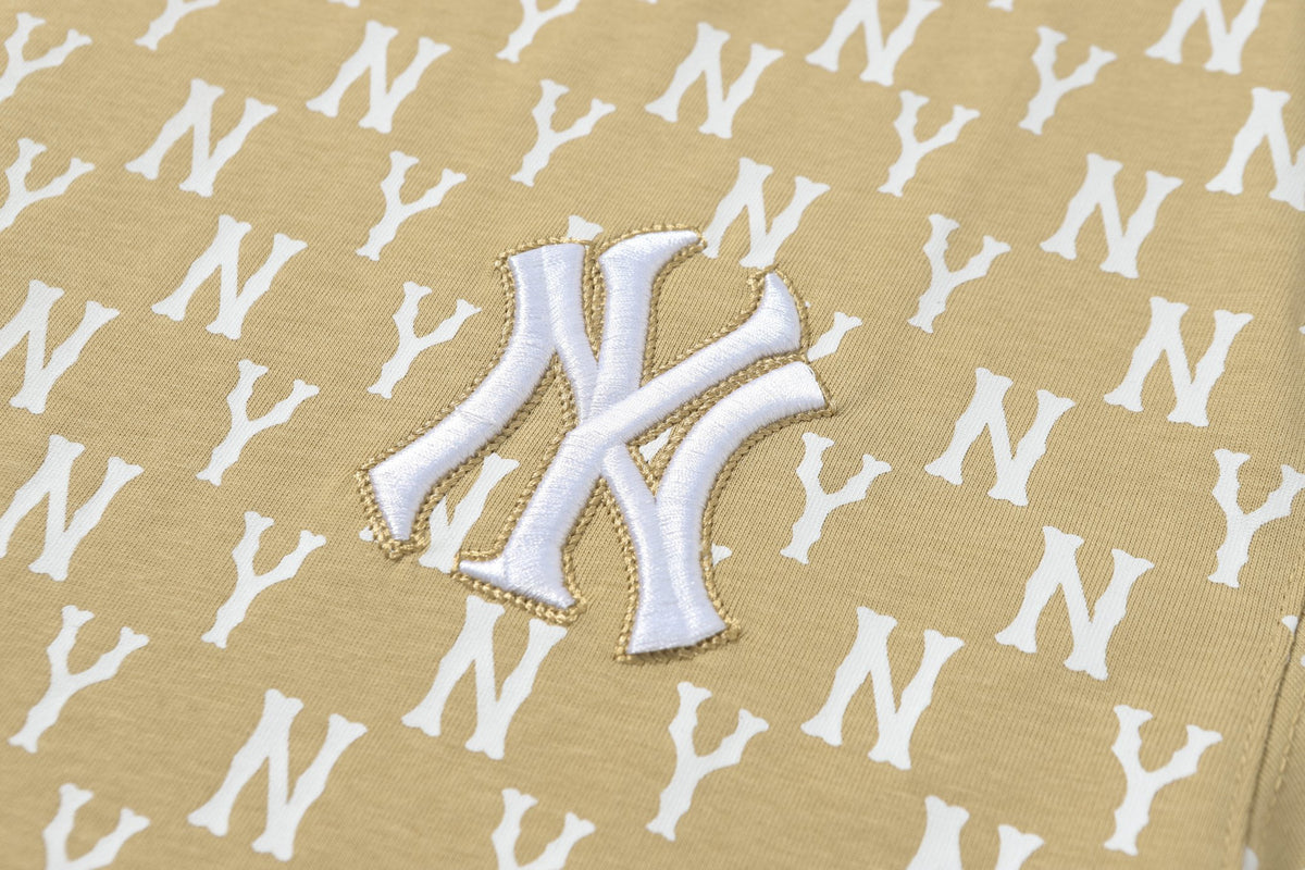 MLB Monogram Series Unisex Short Sleeve T-Shirt – Vintage Logo Jacquard Crew Neck Relaxed Fit