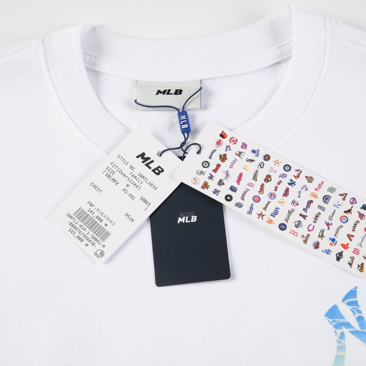 MLB Korea Unisex Gradient Marble NY Yankees Graphic T‑Shirt, Crew Neck Short Sleeve Casual Street Tee for Men Women`