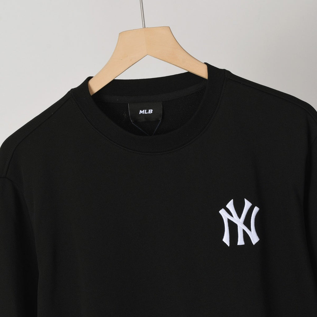 MLB New York Yankees Monogram Embroidered Crewneck Sweatshirt