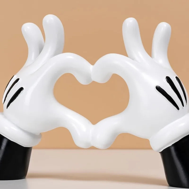 Cartoon Mickey Mouse Heart Hands Resin Statue Modern Home Decor Accents Love Finger Sculpture Room Decor Accessories
